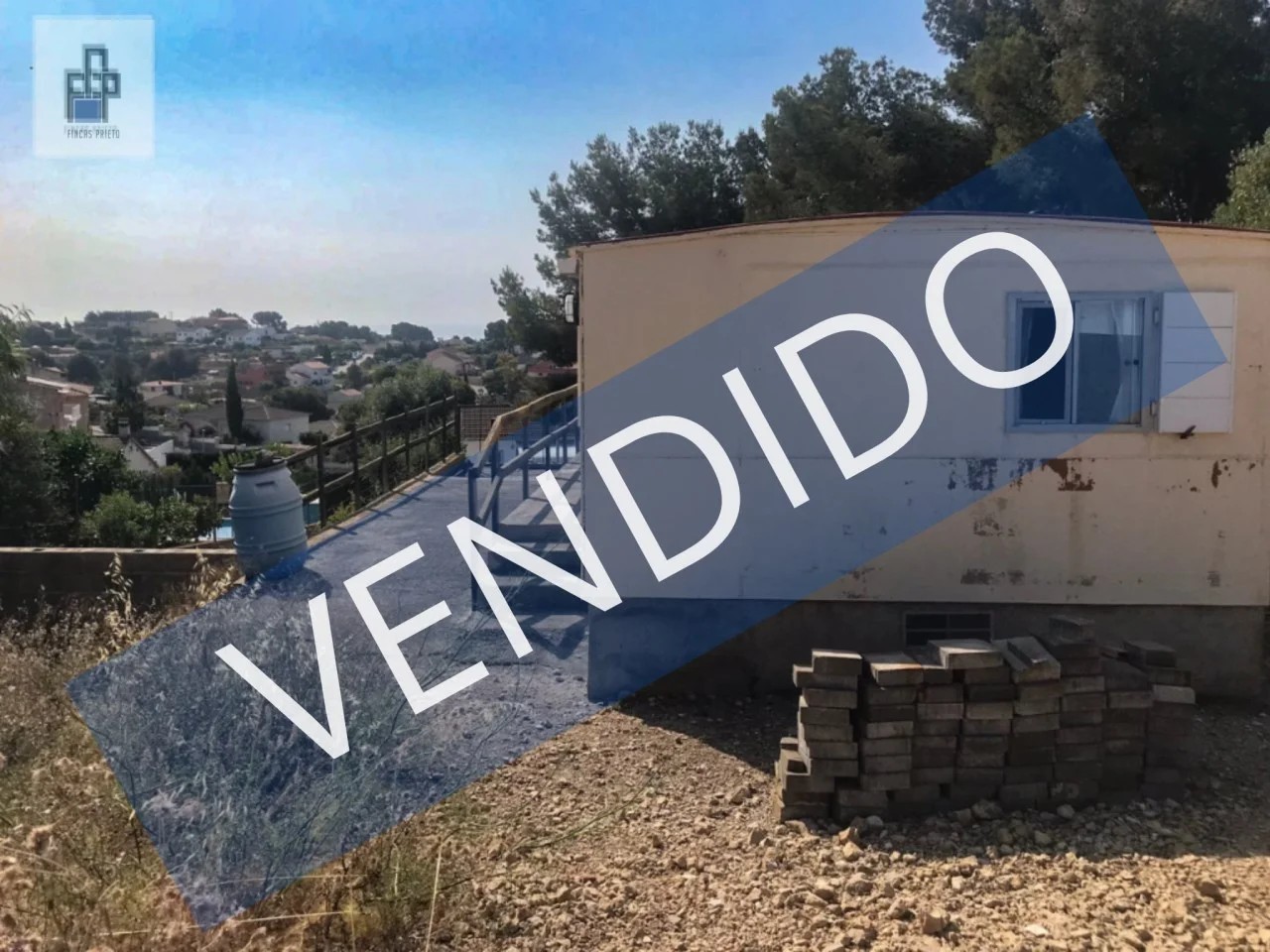 Terreno urbano en Costa Cunit con bungalow