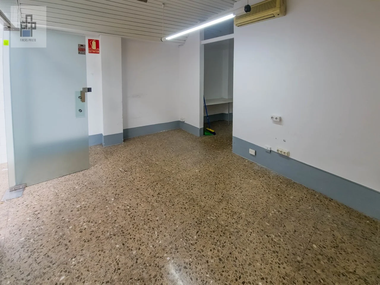 Local comercial en Ciutat Cooperativa, 36 m²