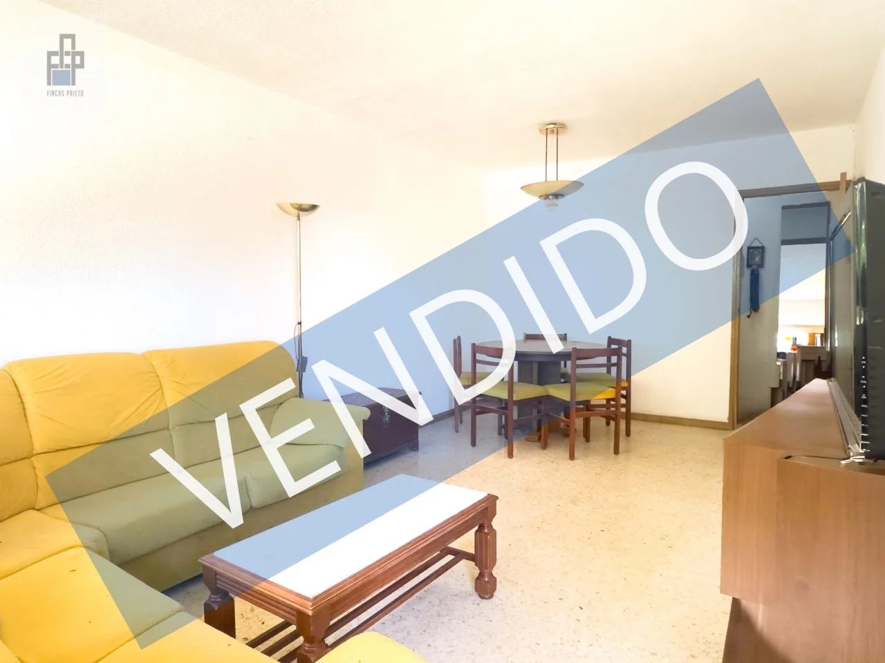 Bright Fontsanta flat, three bedrooms
