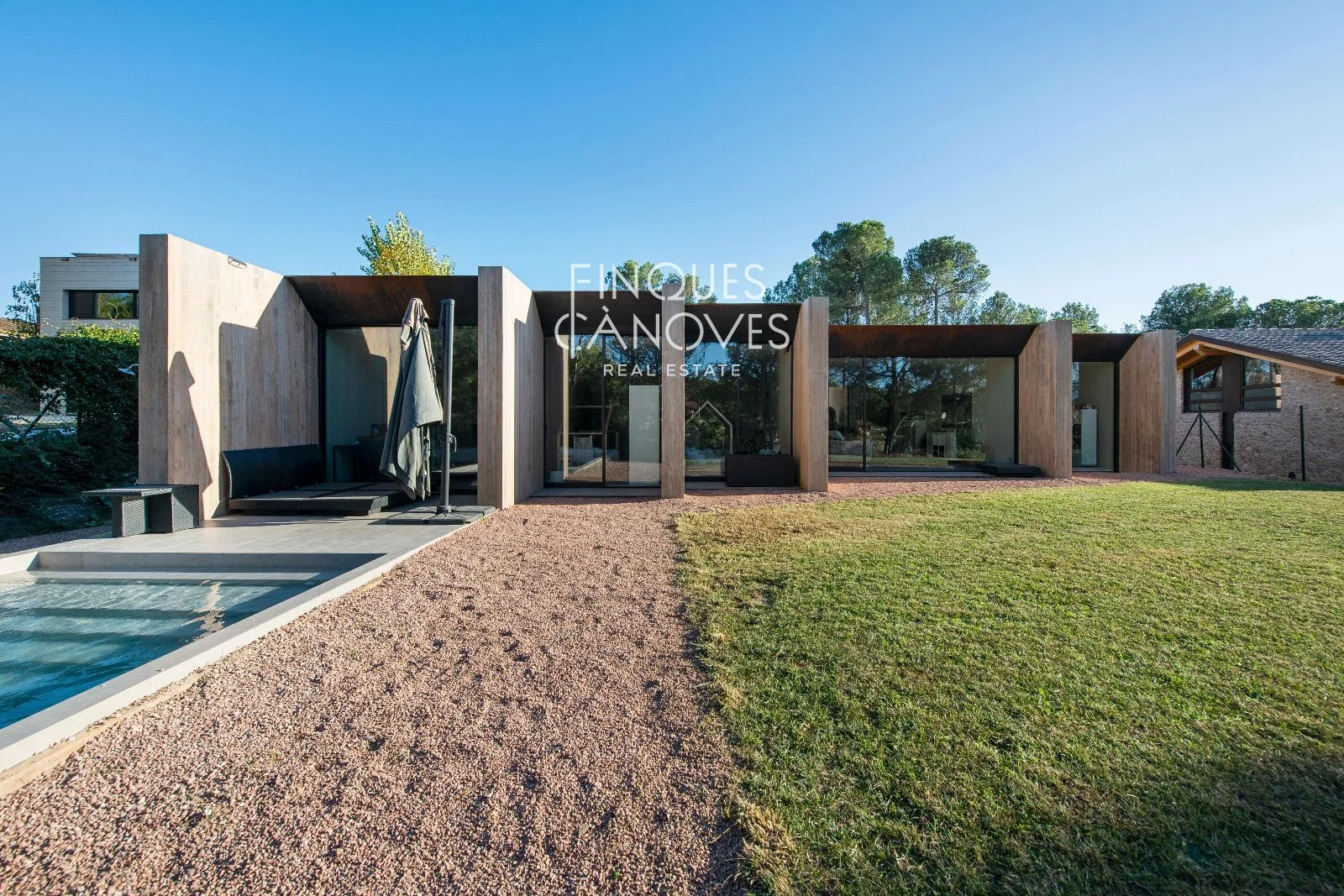 Casa de diseño cerca de Girona, 6 habitaciones
