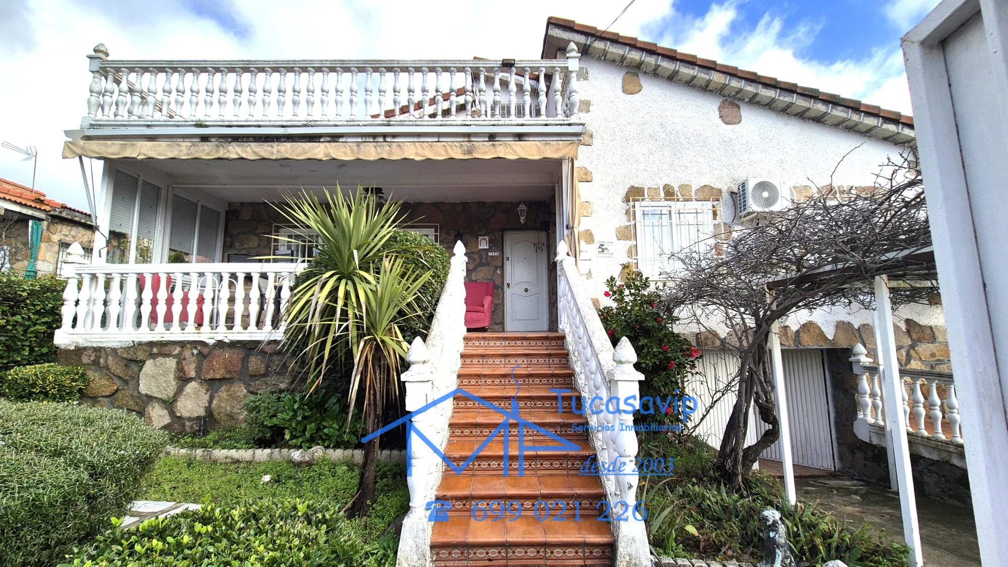 Chalet independiente con piscina privada