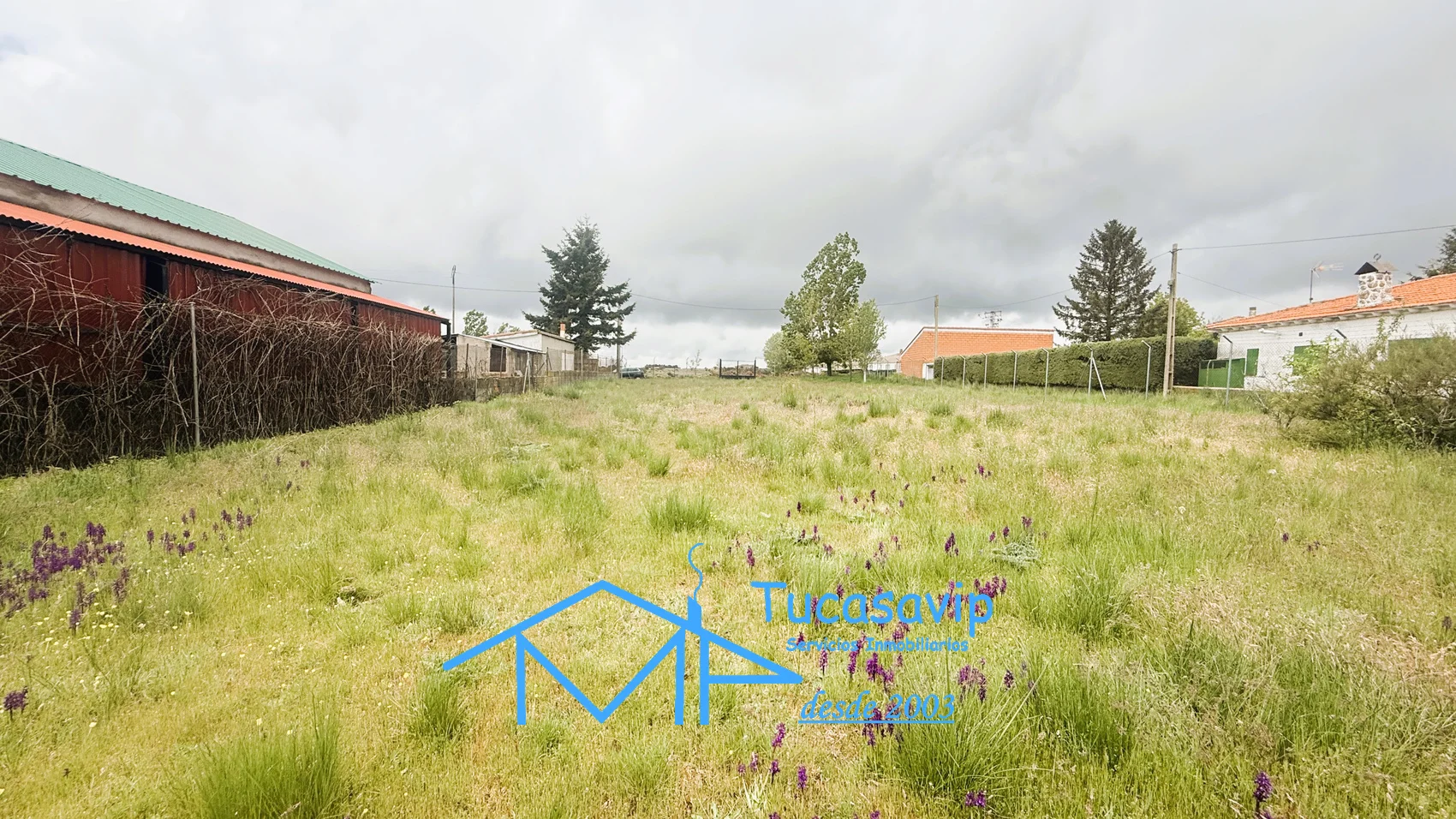 Urban plot near Gredos, 2706 m²