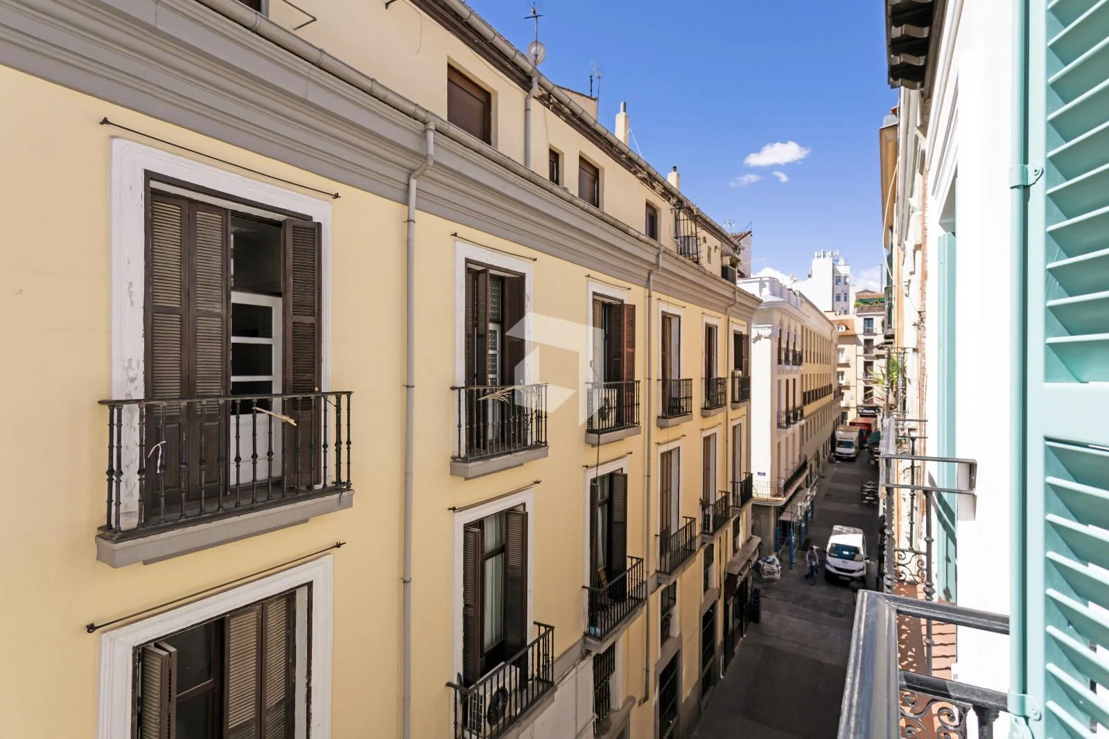 Piso reformado en Huertas-Cortes, 2 dormitorios
