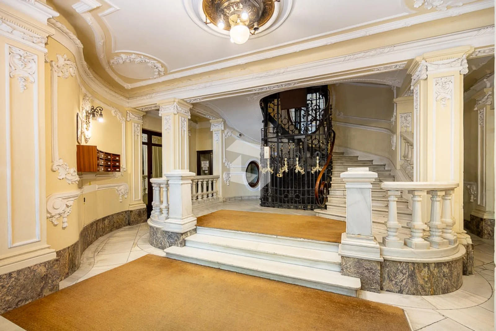 Piso de lujo en Recoletos con cuatro suites