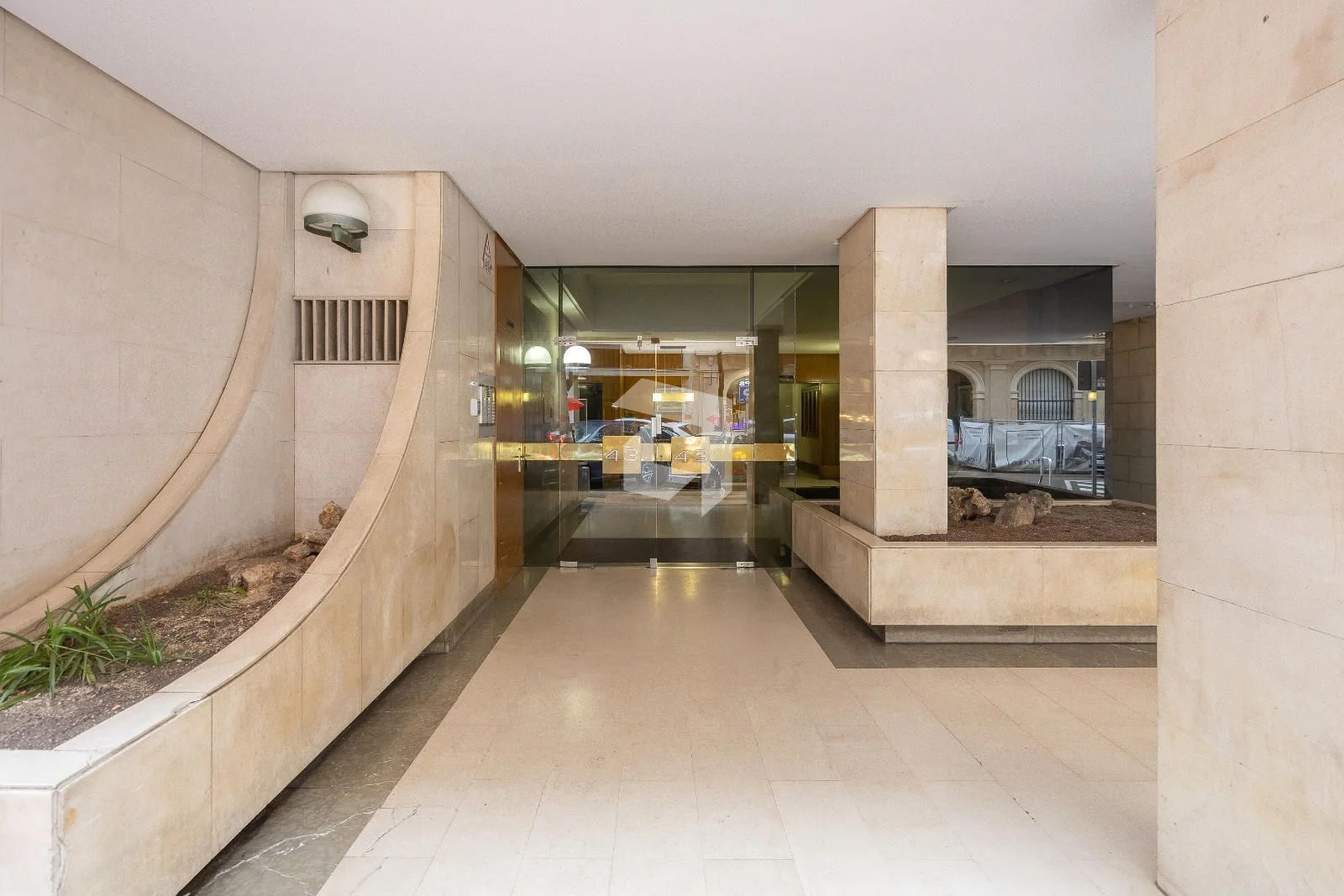 Piso reformado en Recoletos, 200 m² y garaje