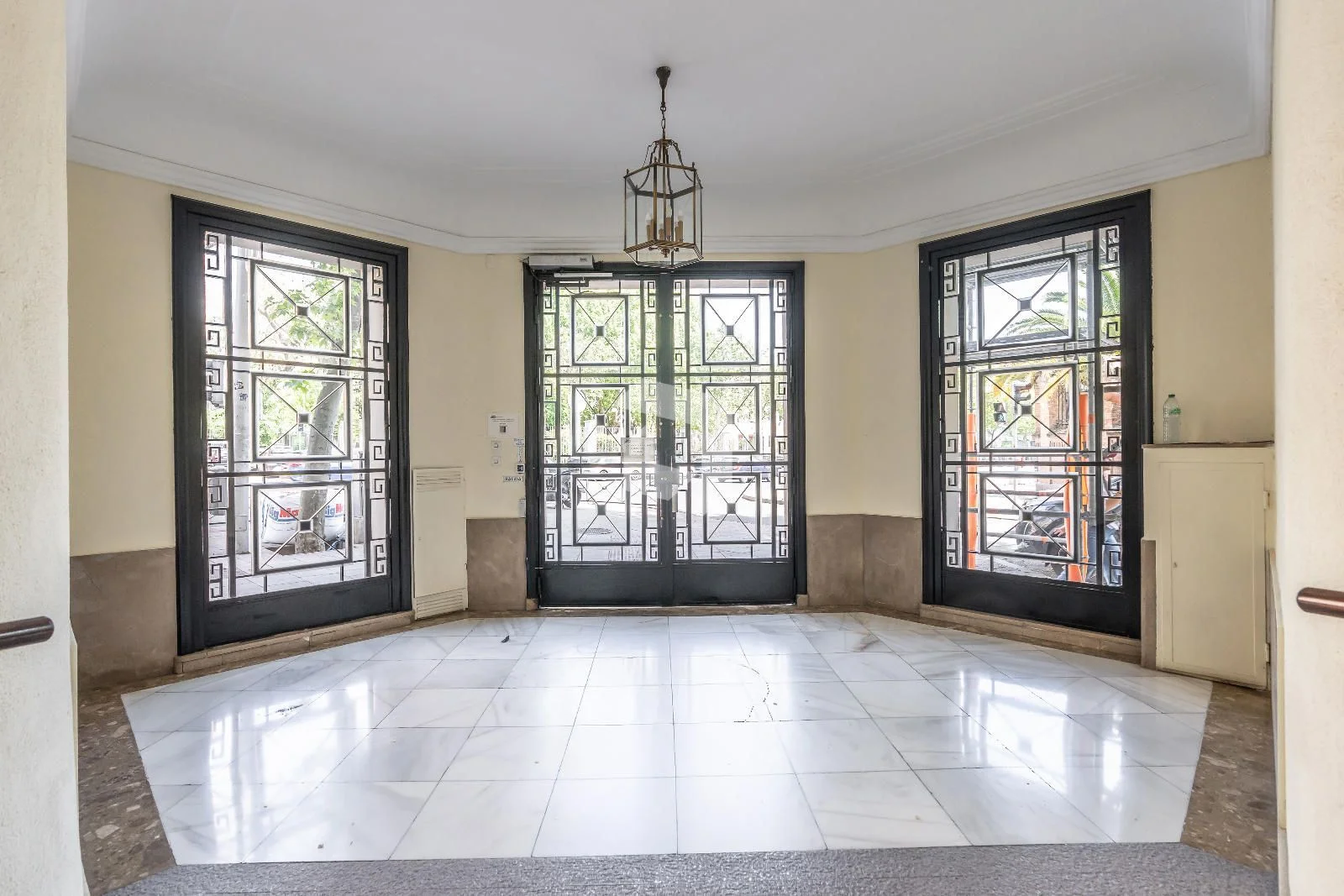 Piso reformado en Almagro, 3 dormitorios
