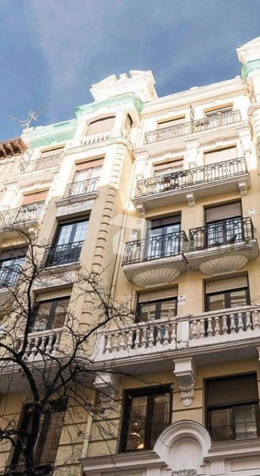 Piso reformado en Salamanca, tres suites