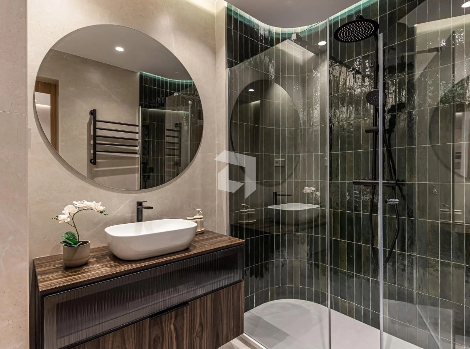 Renovated Cuatro Caminos flat, 4 bedrooms
