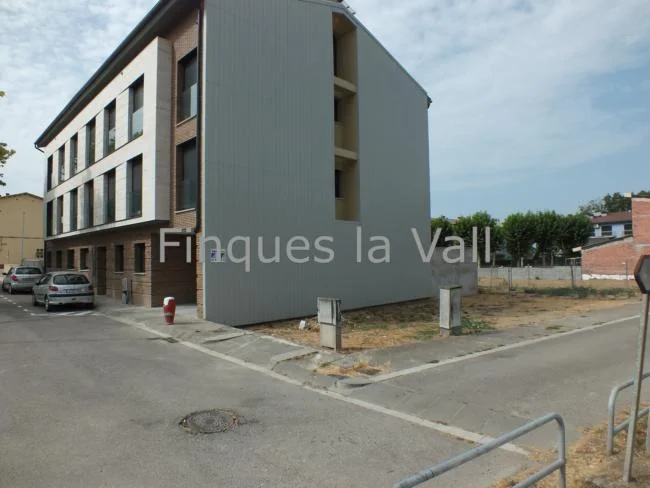Parcela de 138 m² con servicios