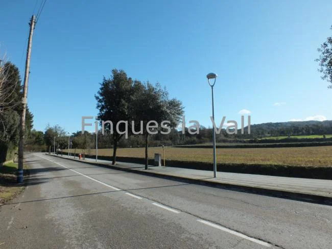 Terreno llano cerca del centro de Taradell