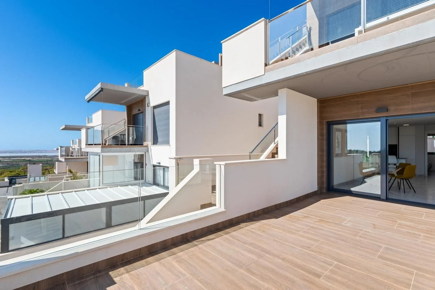 Bungalow en Bellavista con piscina comunitaria