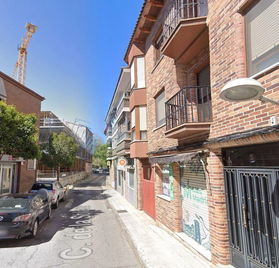 Piso alquilado de cuatro dormitorios en Pinto