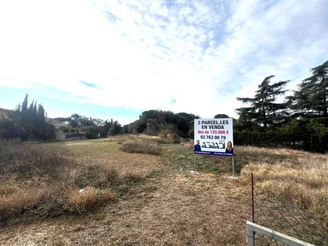Parcela plana en Les Pungoles, 1.188 m²
