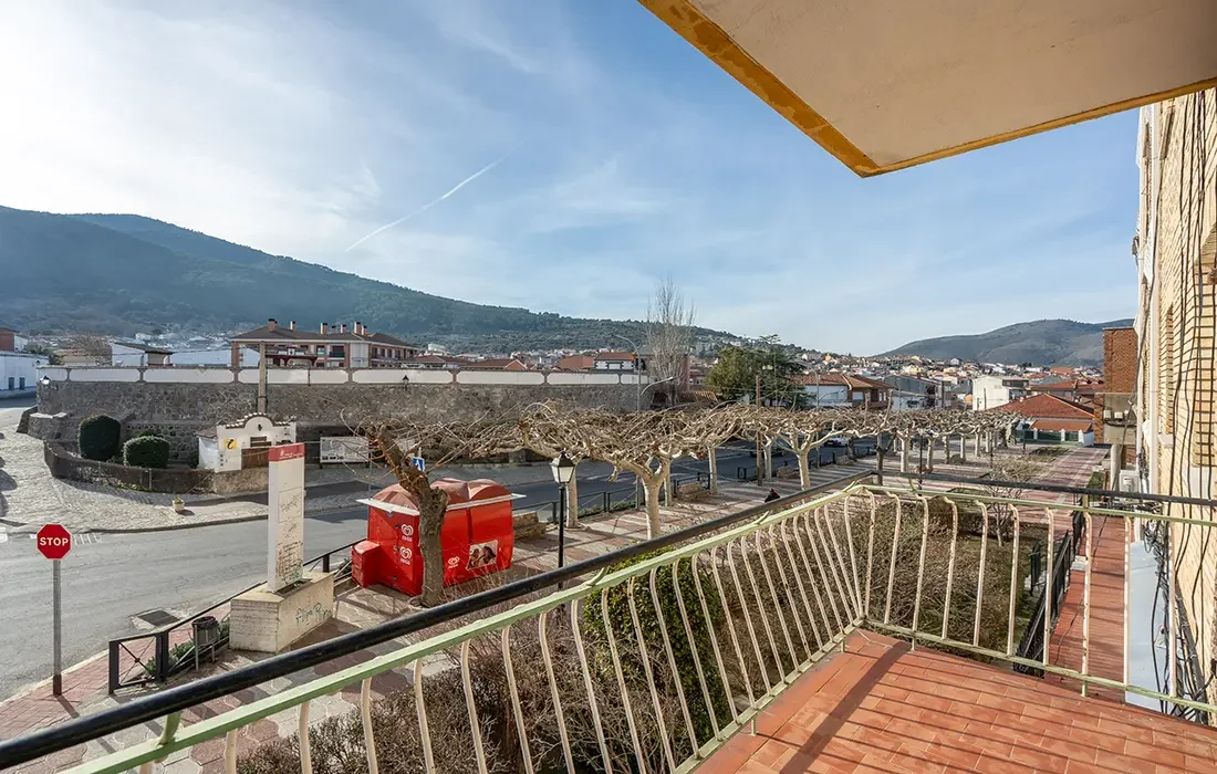 Piso para reformar con vistas al valle