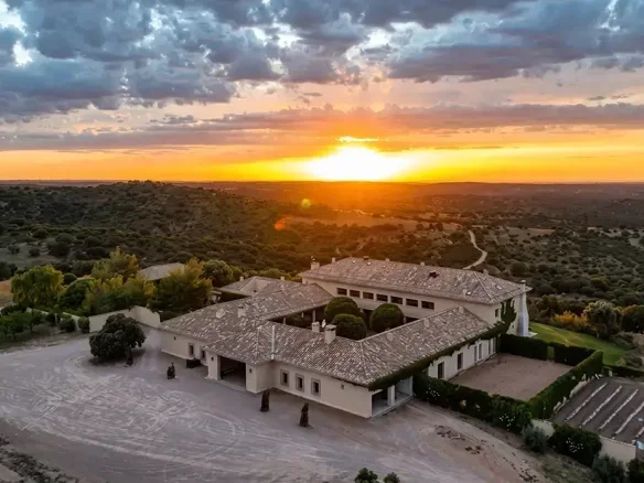 Luxury hunting estate with 690 hectares