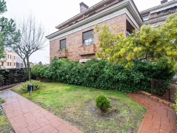 Exterior Punta Galea flat, 2 bedrooms