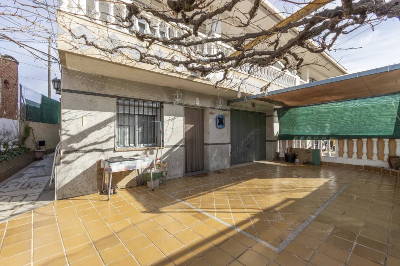 Chalet in Ahillas, five bedrooms