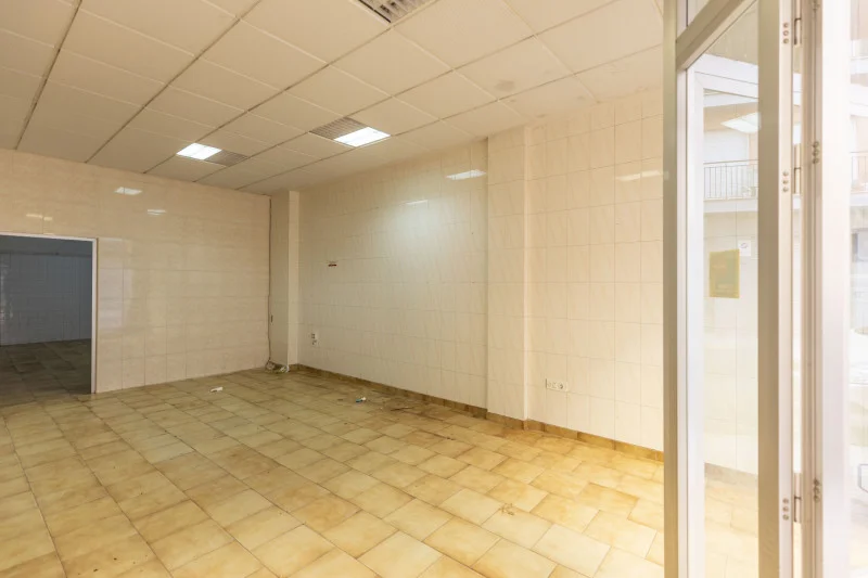 Local comercial versátil de 119 m²