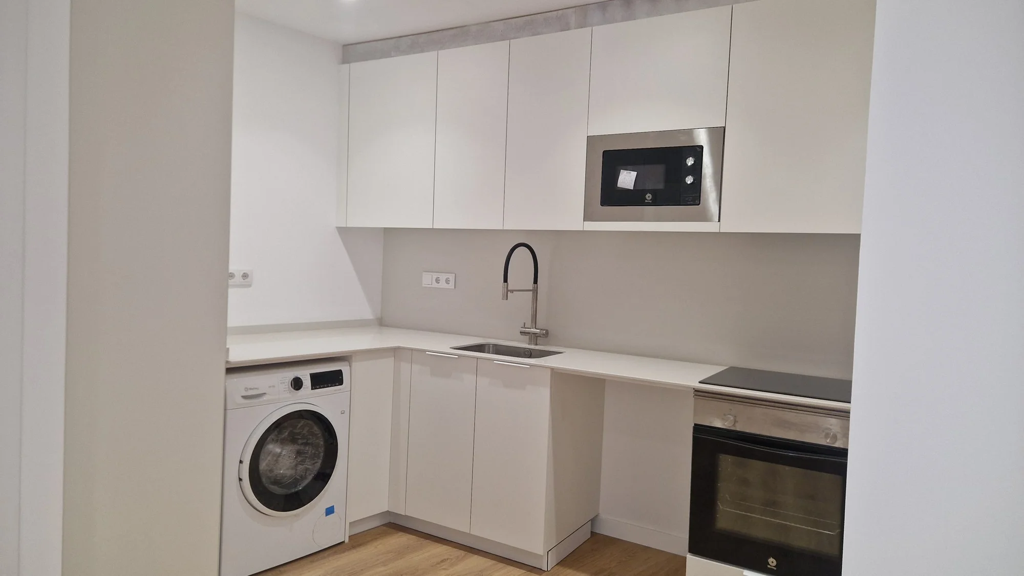Piso nuevo en planta baja en Marianao, 3 habitaciones
