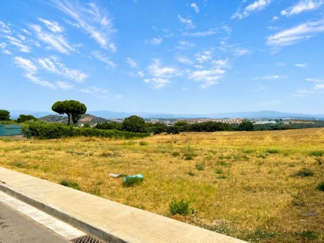 Parcela de 568 m² en Can Xec