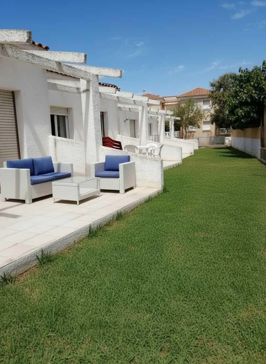 Complejo de cinco casas alquiladas cerca de playa