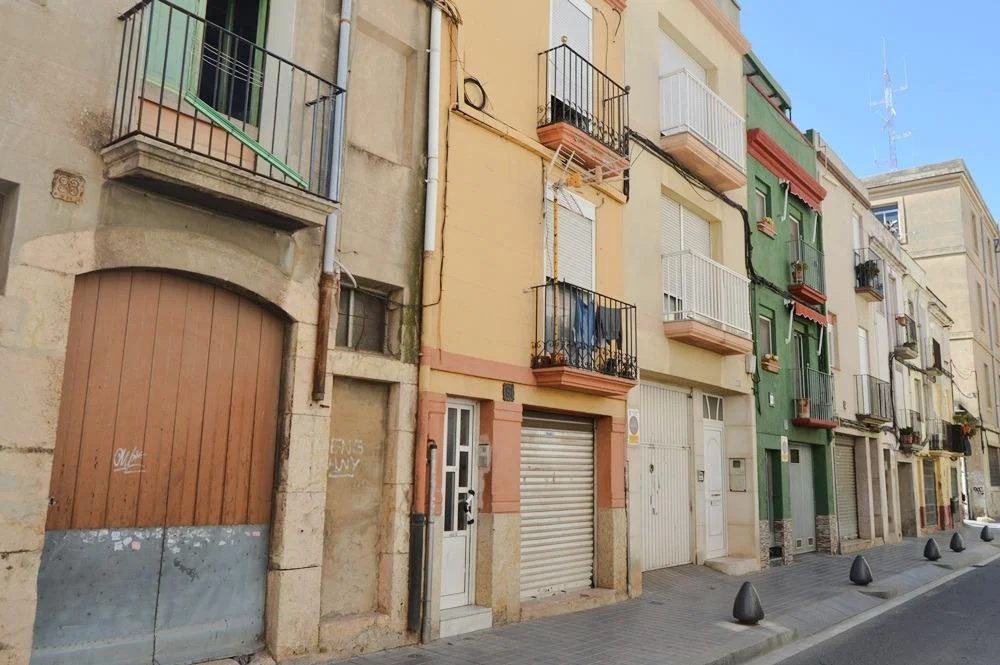 Central Reus 55 m² box garage