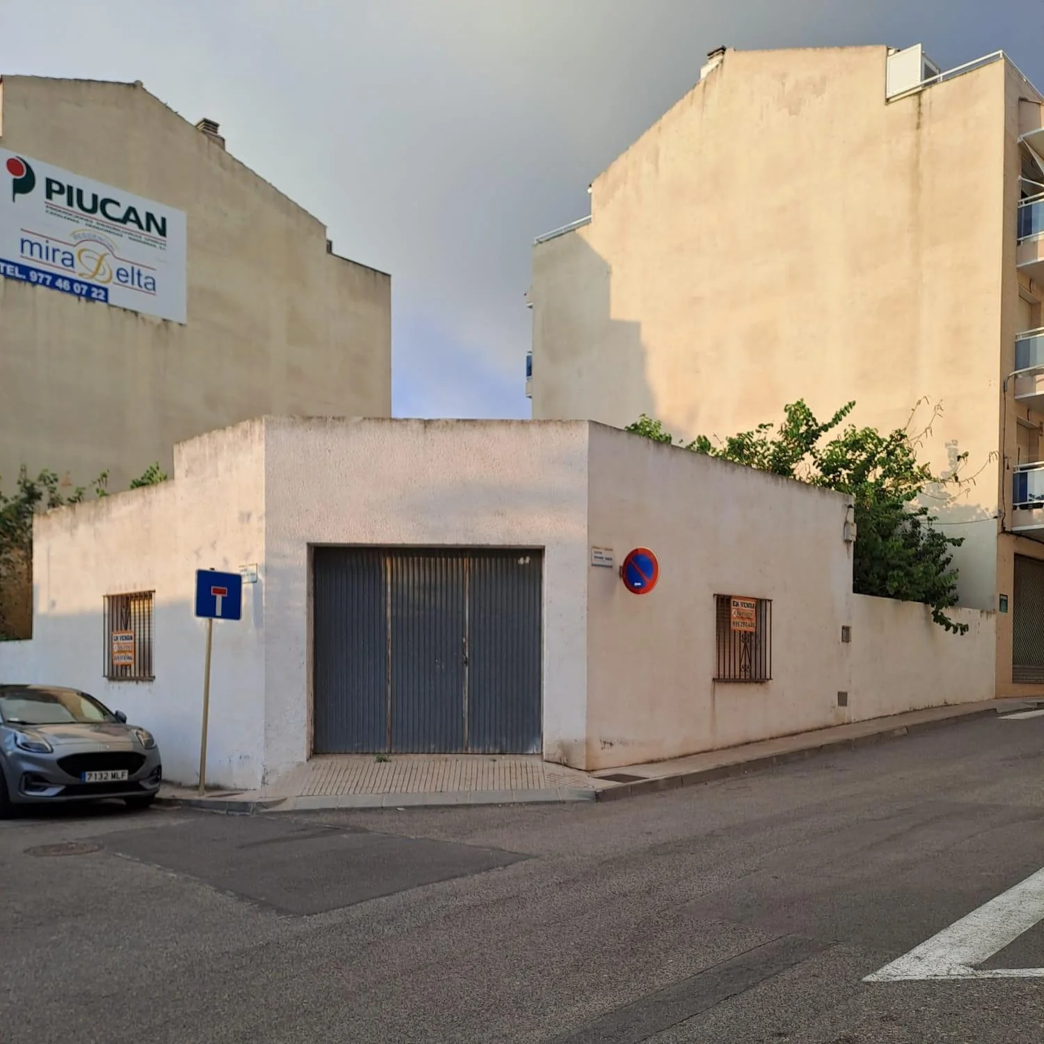 Almacén esquinero con 980 m² edificables