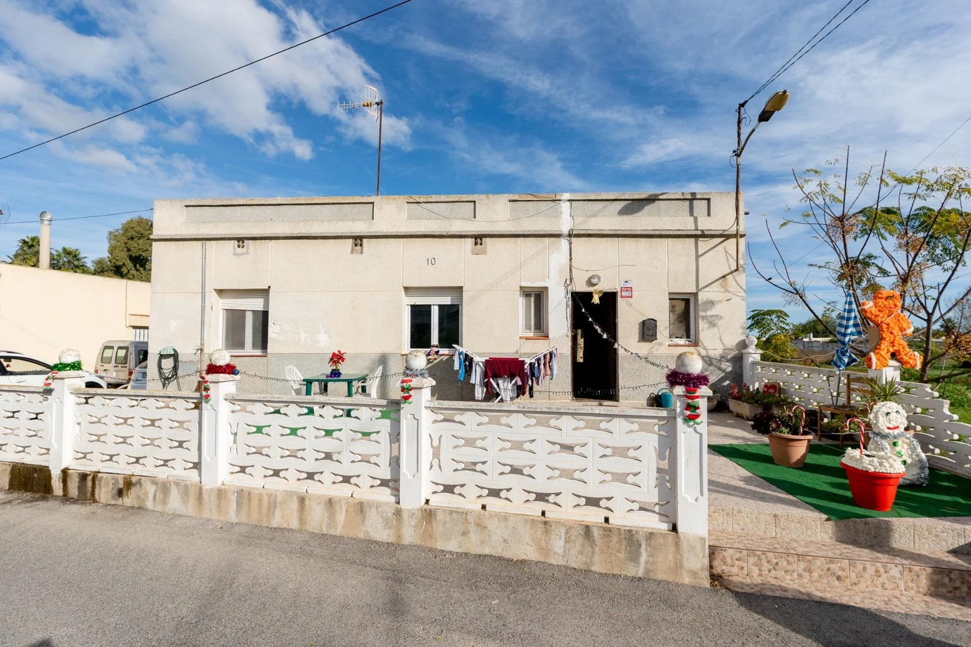 Casa en planta baja con parcela de 558 m²