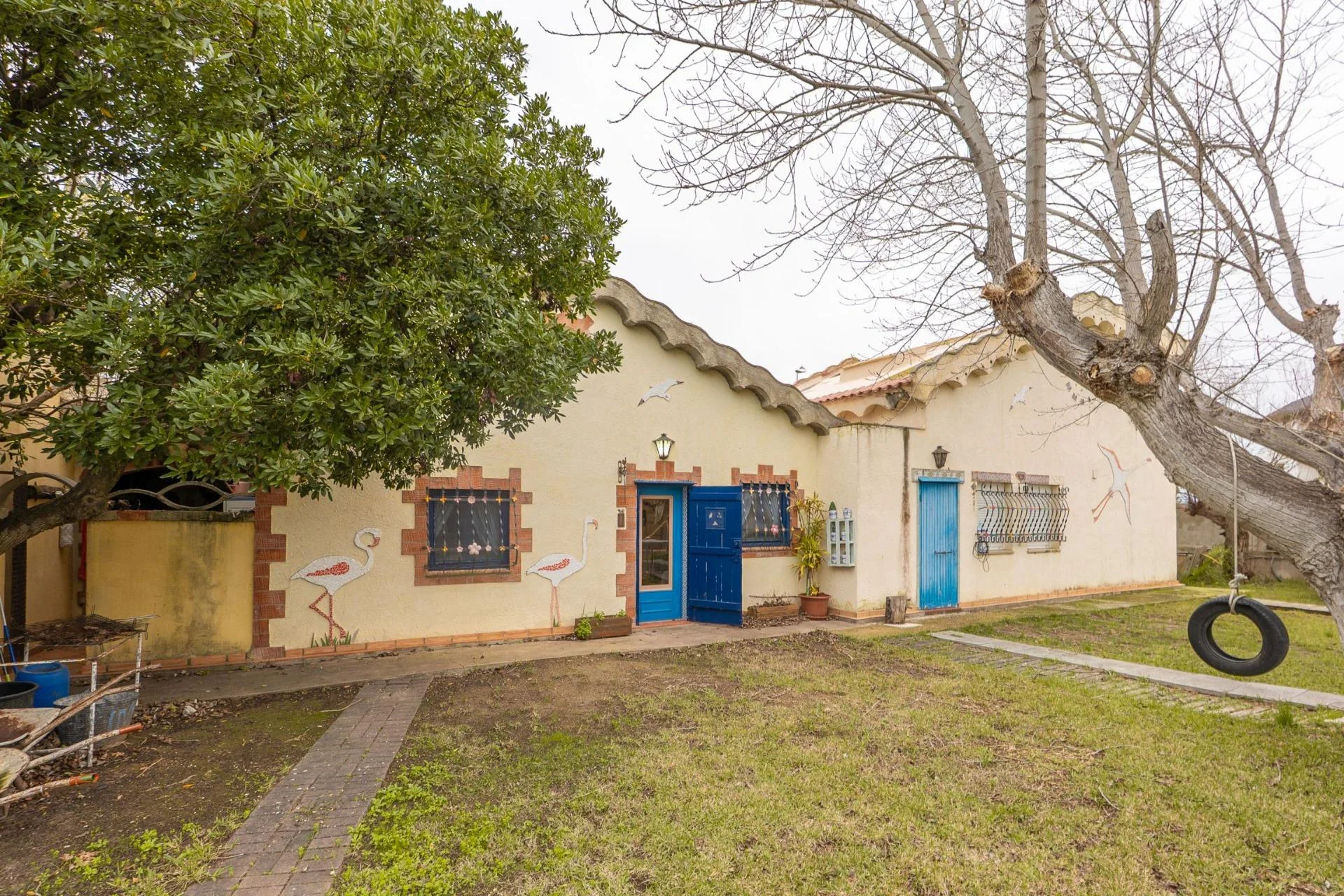Chalet con dos viviendas en parcela de 671 m²