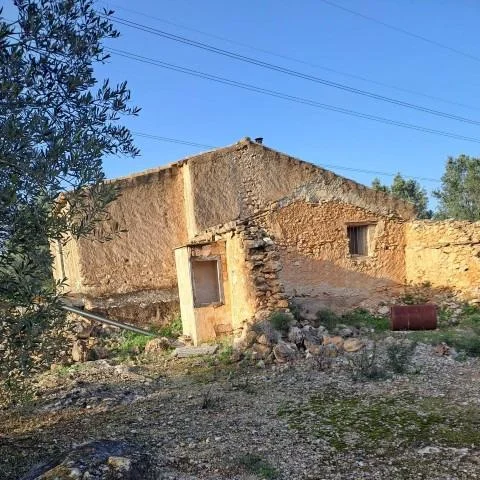 Rustic finca near Camarles, 54 m²
