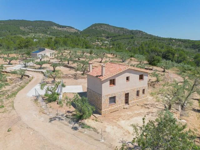 Renovated rural property, 3 bedrooms