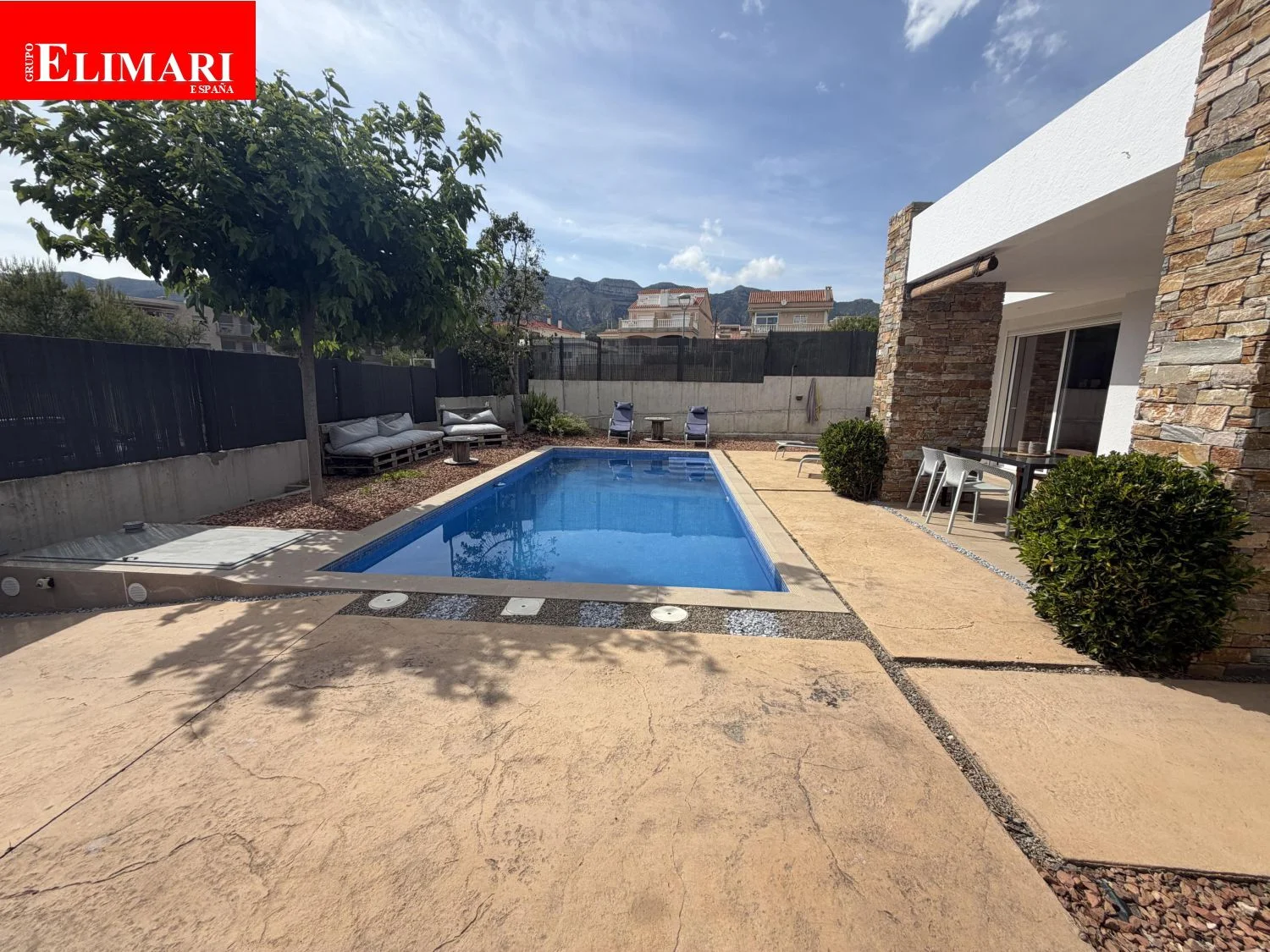 Villa moderna cerca de la costa de Alcanar, 3 dormitorios