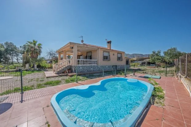 Legal rural chalet with private pool