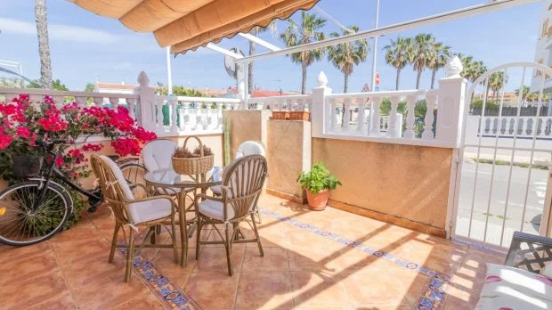 Dúplex esquinero cerca de Playa Tamarit