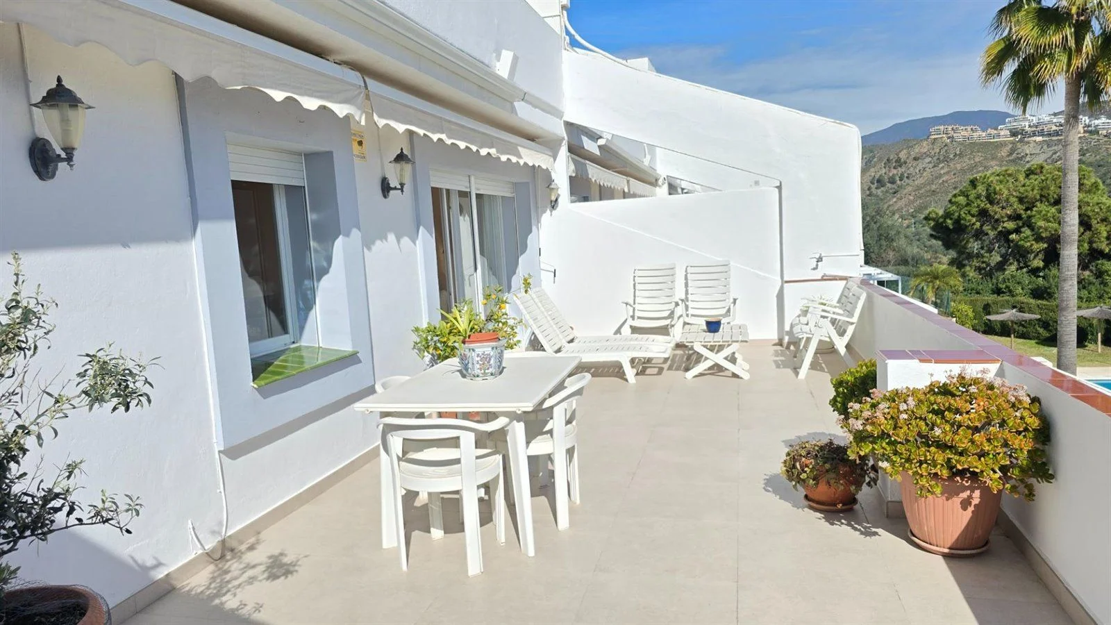 Spacious La Quinta apartment, 2 bedrooms