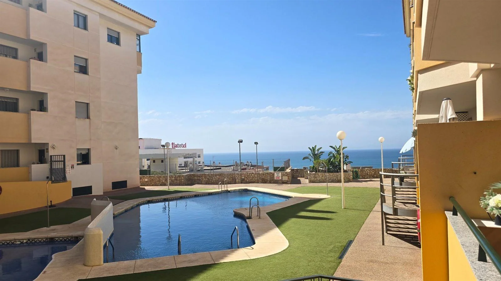 Piso con vistas al mar en Torrequebrada, un dormitorio