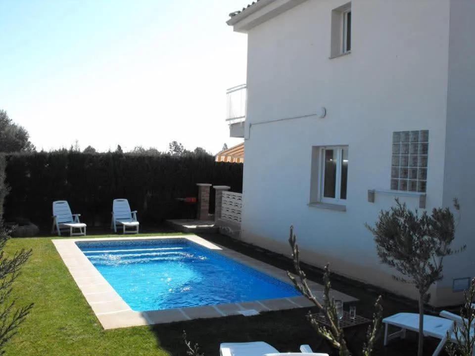 Private-pool Miami Platja house, 3 bedrooms
