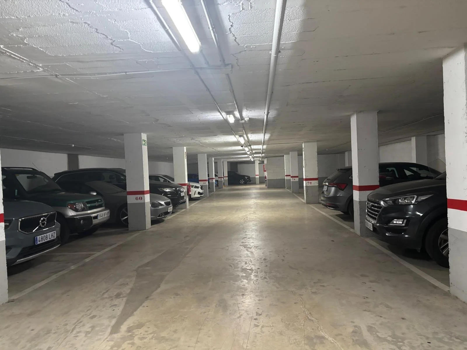 Amplia plaza de parking en Reus, 25 m²