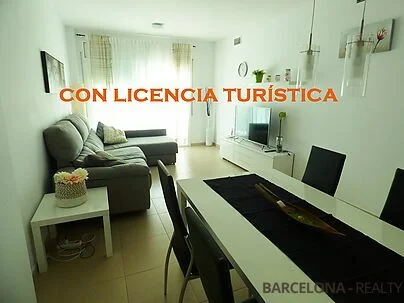Piso en planta baja con licencia turística y terraza