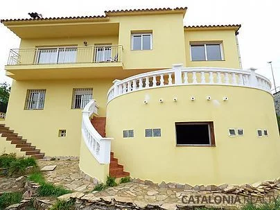 Casa reformada en Lloret, 4 dormitorios
