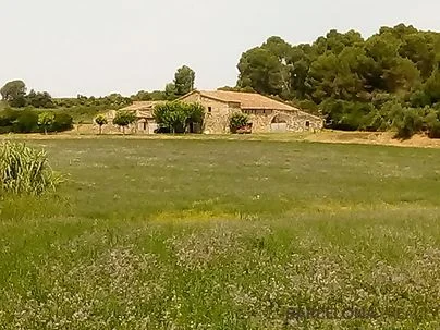 Gran masía rural de 900 m²