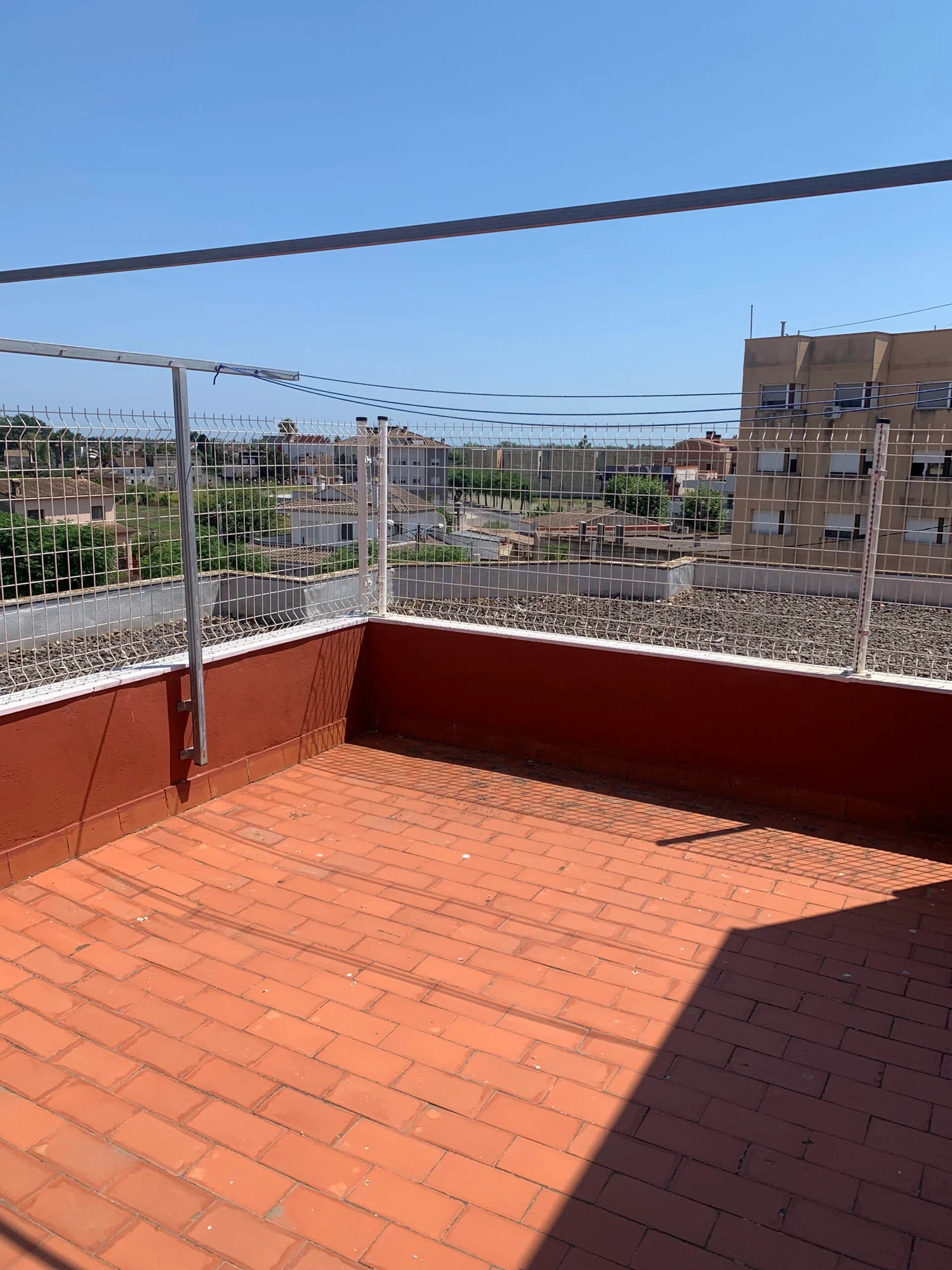 Piso luminoso en Deltebre con terrazas