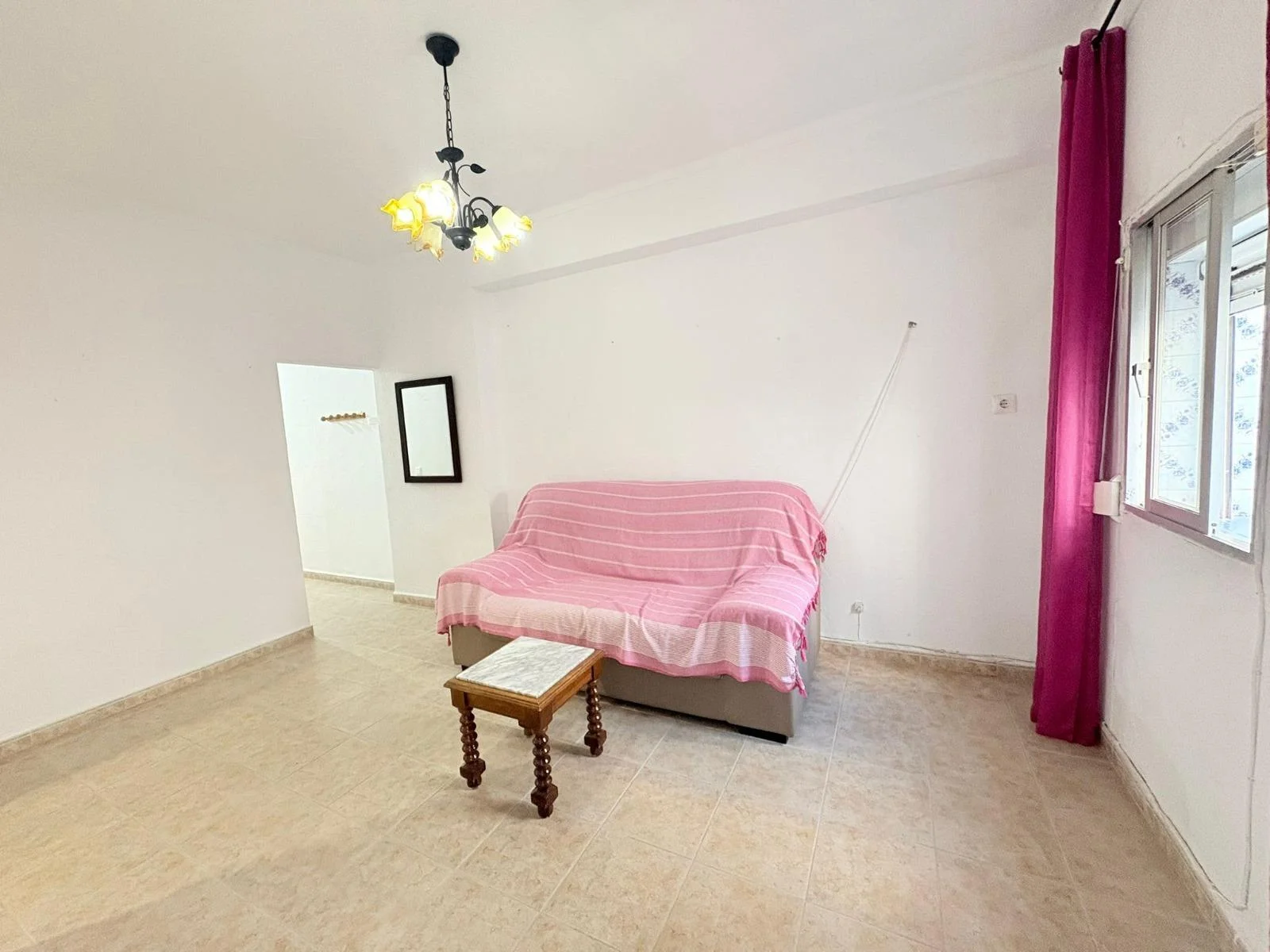 Ground-floor flat in central Conil
