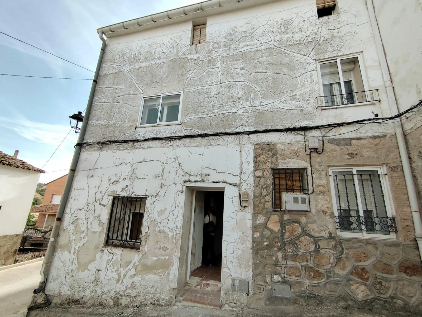 Casa para reformar en Almoguera, 220 m²
