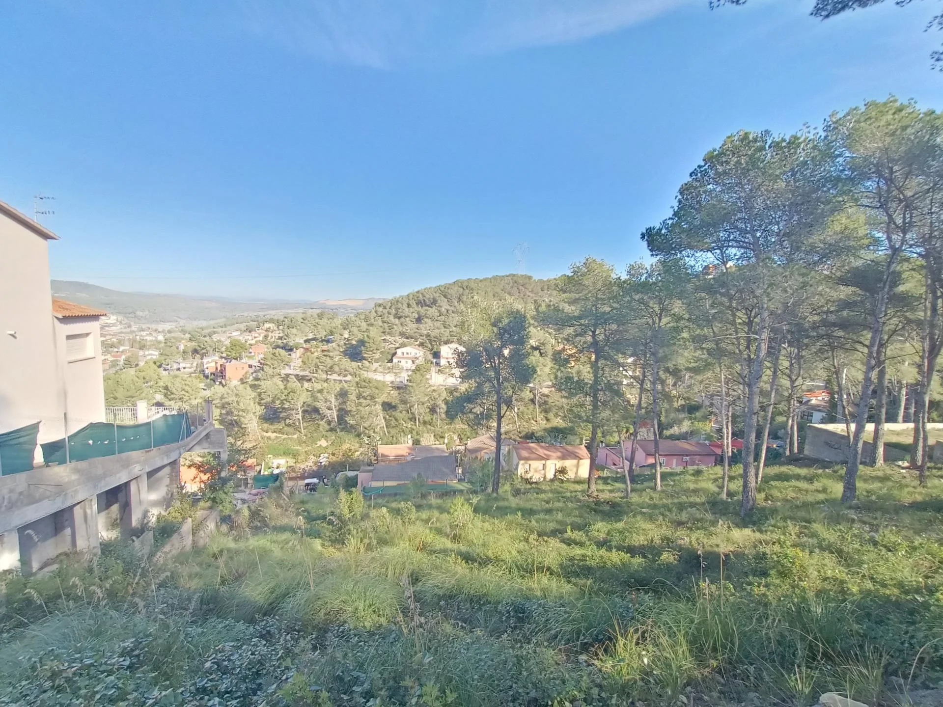 Buildable Canyelles plot with wide views