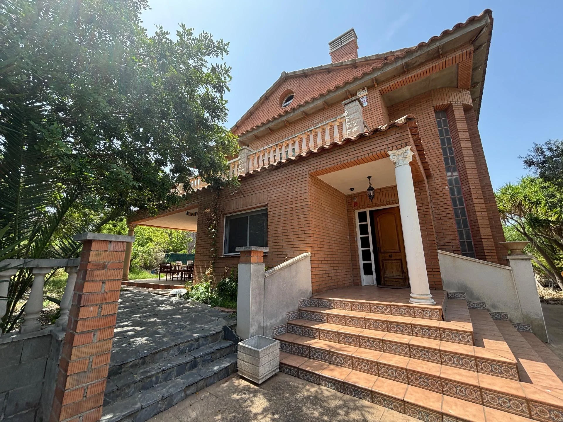 Casa independiente con parcela de 950 m²