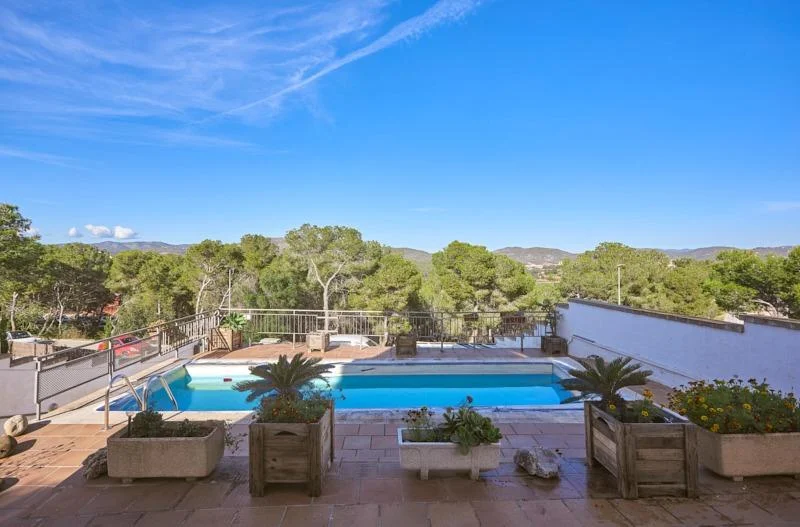 Casa independiente con piscina privada