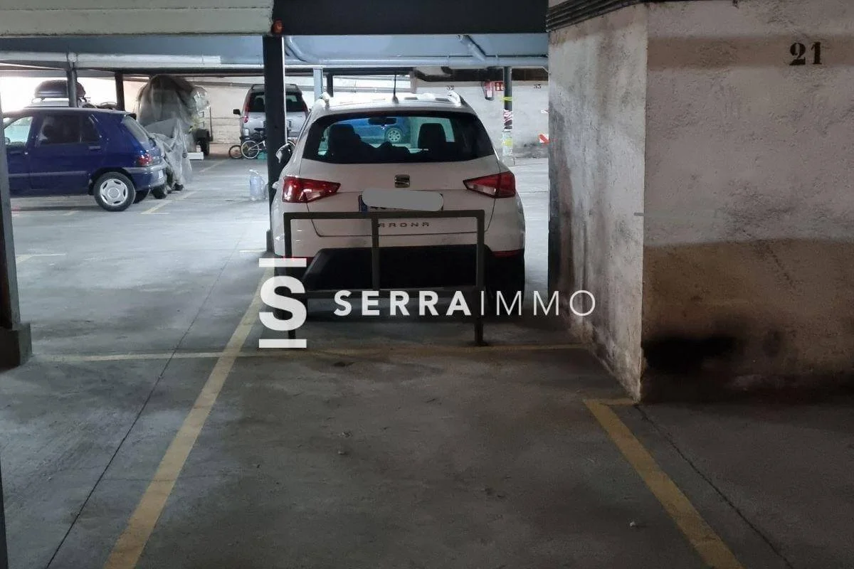 Plaza de parking de 10 m² cerca del centro