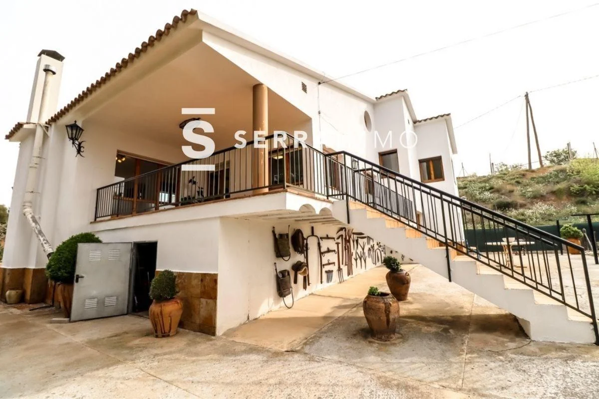 Chalet en Guardiola con gran parcela