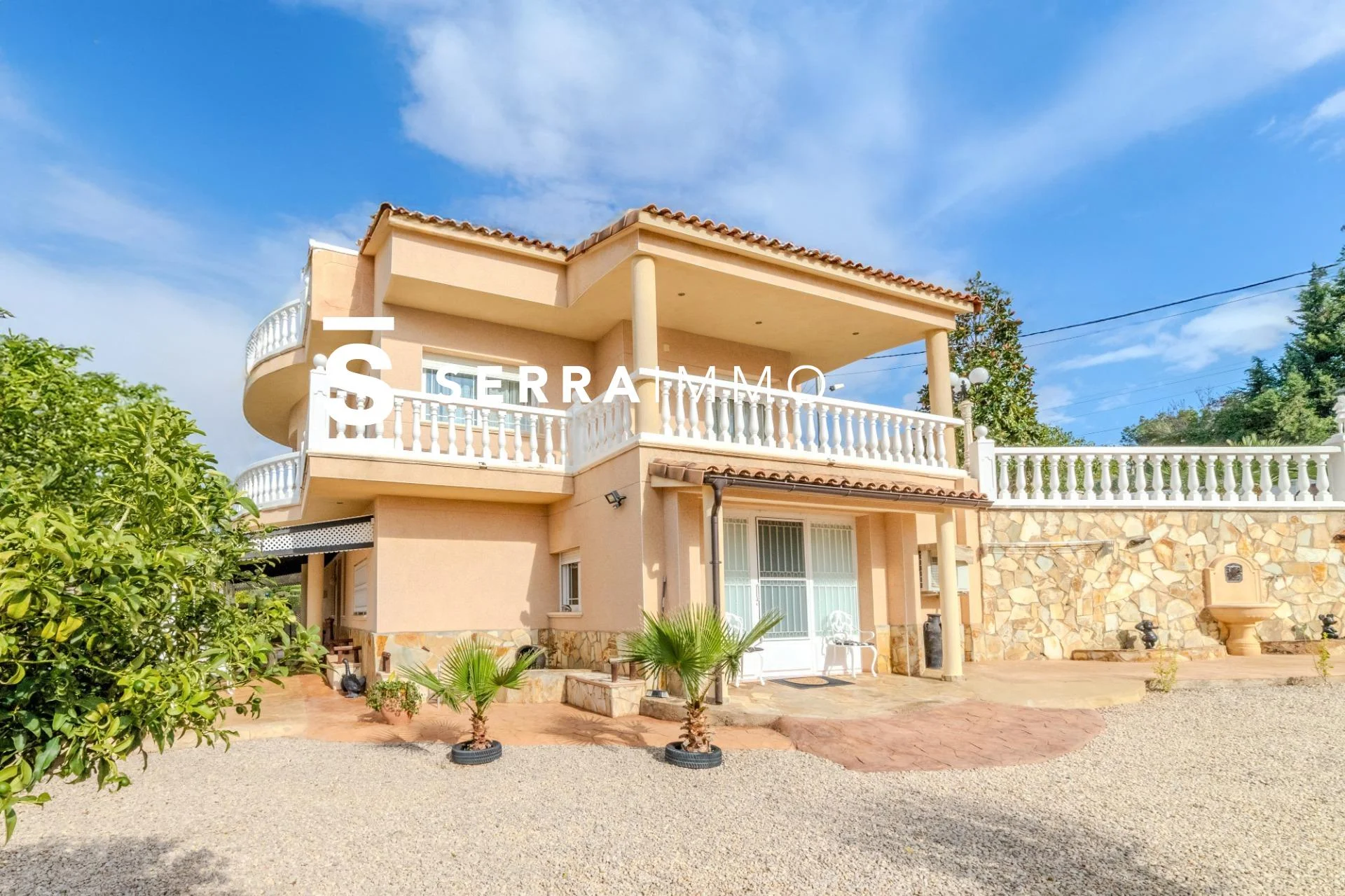 Casa en Olivella con gran parcela y tres habitaciones